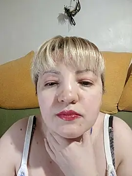 stefanyharper16 online show from April 5, 6:14 pm