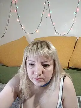 stefanyharper16 online show from February 7, 10:40 pm