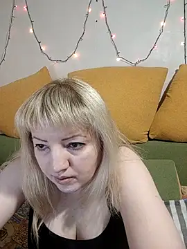 stefanyharper16 online show from February 8, 8:28 pm