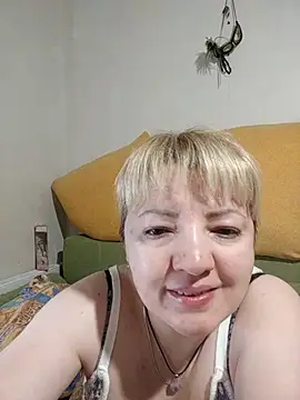 stefanyharper16 online show from April 4, 9:54 pm