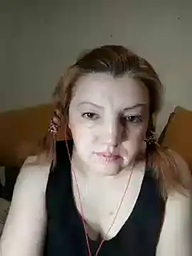 Snapshot of stefanyharper16 chatting on March 8, 7:31 pm stefanyharper16 online show from March 8, 7:31 pm