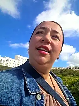 isabella rossse online show from February 25, 12:49 pm