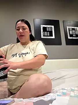 isabella rossse online show from February 24, 6:58 am