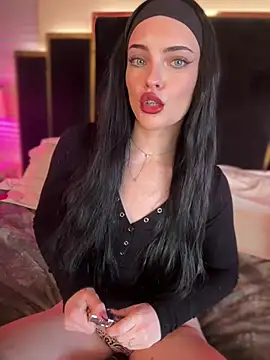 KarissaChantelle online show from April 21, 3:18 pm