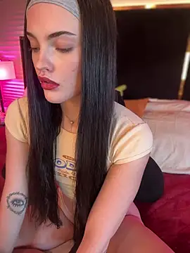 KarissaChantelle online show from April 3, 2:23 pm