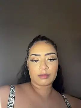 Snapshot of CarmelaAnthony chatting on November 27, 2:28 pm CarmelaAnthony online show from November 27, 2:28 pm