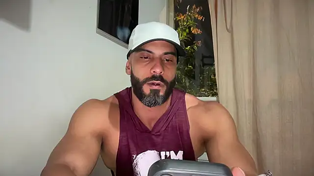 Snapshot of romeolovedark chatting on May 27, 3:14 am romeolovedark online show from May 27, 3:14 am