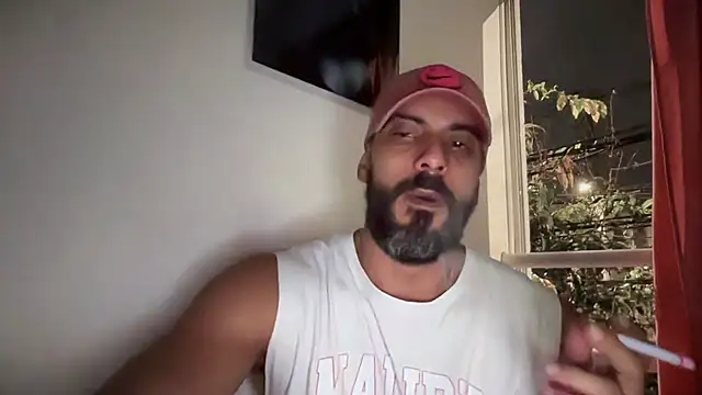 romeolovedark online show from December 16, 8:07 am