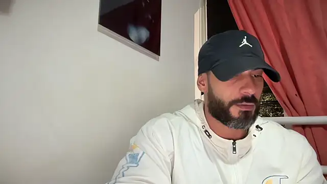 romeolovedark online show from November 28, 4:56 am