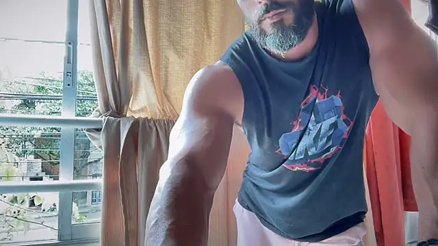 romeolovedark online show from January 12, 6:58 pm