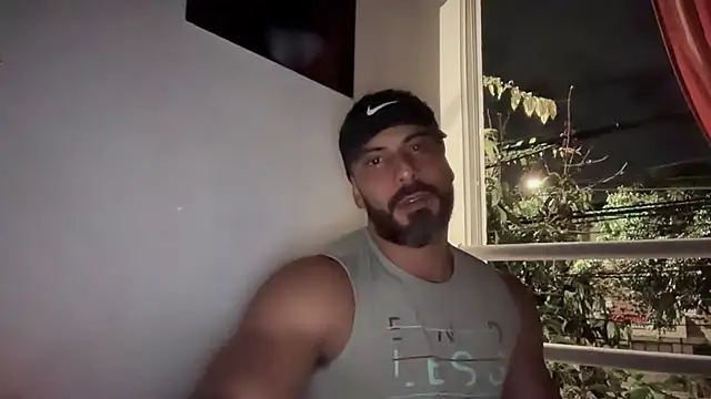 romeolovedark online show from November 3, 6:29 am