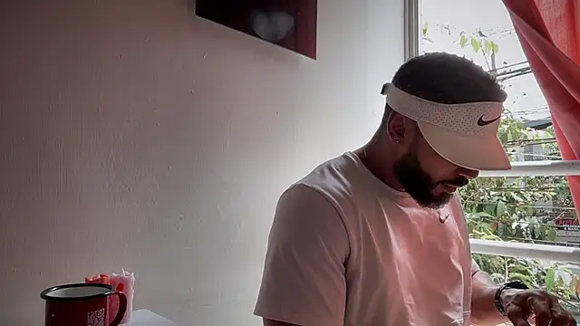 romeolovedark online show from November 6, 4:22 pm