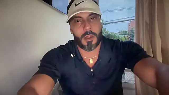 romeolovedark online show from February 15, 11:20 am