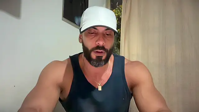 Snapshot of romeolovedark chatting on May 21, 11:46 pm romeolovedark online show from May 21, 11:46 pm