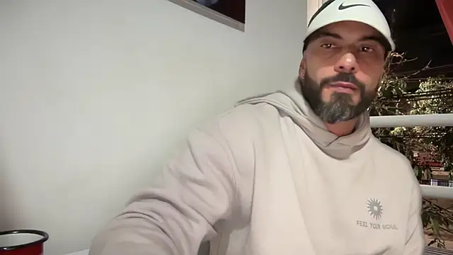 romeolovedark online show from October 15, 4:44 am