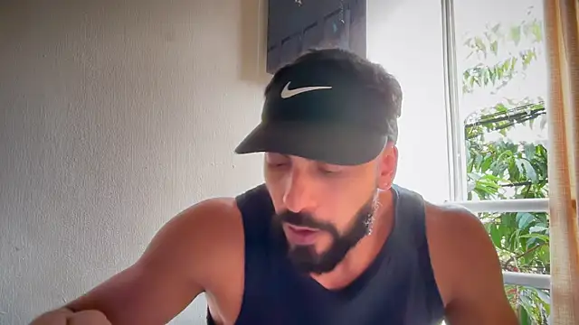 Snapshot of romeolovedark chatting on July 17, 7:11 pm romeolovedark online show from July 17, 7:11 pm