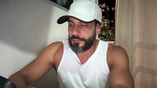 romeolovedark online show from January 18, 4:27 am