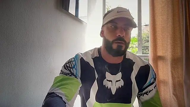 romeolovedark online show from April 9, 7:31 pm