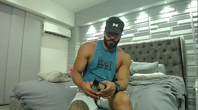 romeolovedark online show from February 25, 4:46 am