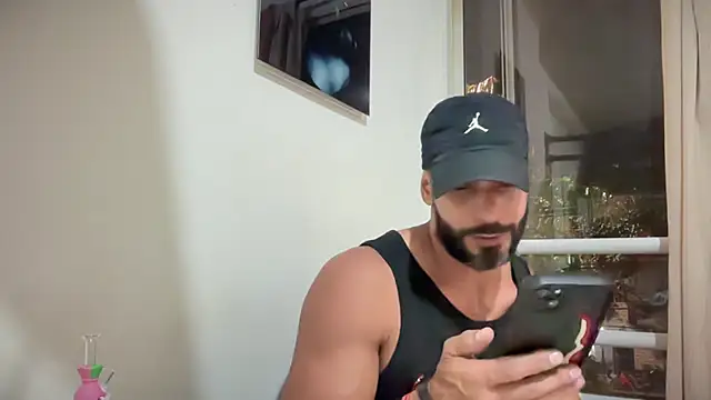 romeolovedark online show from February 3, 12:32 am