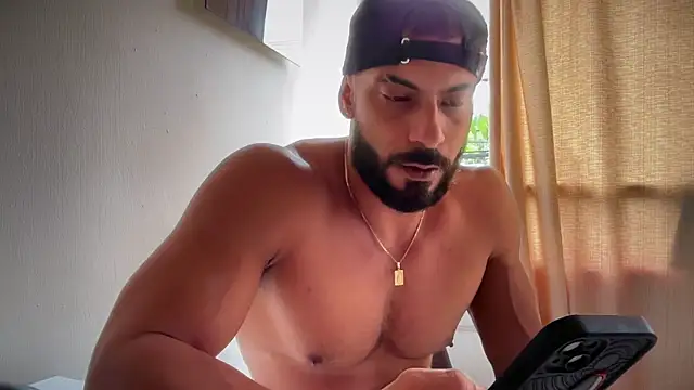 romeolovedark online show from March 24, 3:34 pm