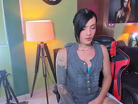 ximena22love online show from November 21, 9:25 pm