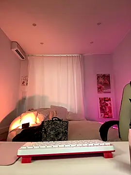 Snapshot of IvyHoney chatting on October 19, 8:39 am IvyHoney online show from October 19, 8:39 am