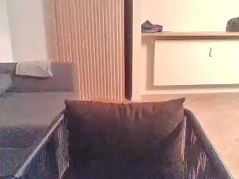 Snapshot of Moi_Lina chatting on July 16, 10:29 pm Moi Lina online show from July 16, 10:29 pm