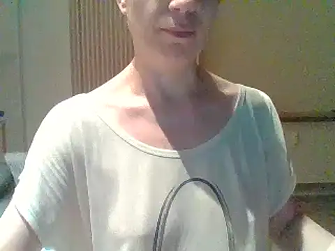 Snapshot of Moi_Lina chatting on July 31, 10:51 pm Moi Lina online show from July 31, 10:51 pm