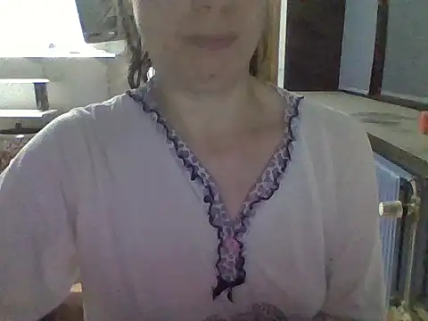 Moi Lina online show from September 14, 9:59 pm