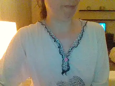 Moi Lina online show from June 19, 11:31 pm