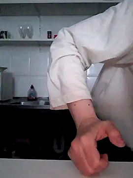 Moi Lina online show from January 7, 3:06 pm