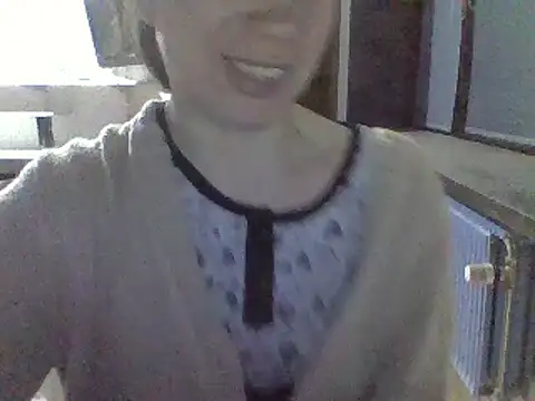 Moi Lina online show from February 8, 10:40 pm