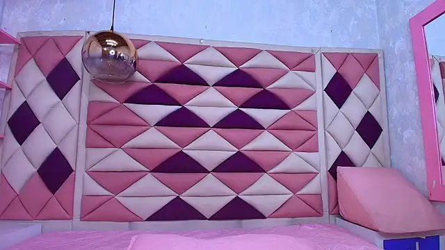 Snapshot of agath_69 chatting on September 26, 12:01 pm agath 69 online show from September 26, 12:01 pm