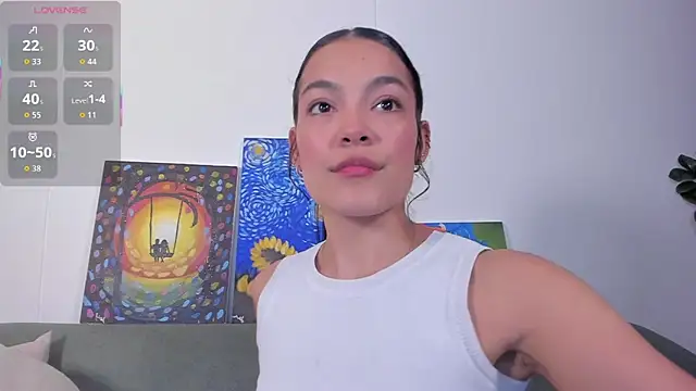 Snapshot of TIFFANYRUSSO chatting on February 10, 6:45 am TIFFANYRUSSO online show from February 10, 6:45 am