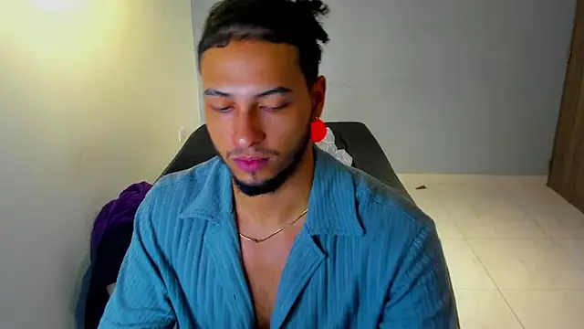 Kris Khalifa69 online show from February 5, 12:23 pm