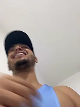 Kris Khalifa69 online show from April 19, 1:50 am