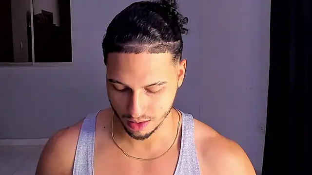 Kris Khalifa69 online show from March 6, 11:55 pm