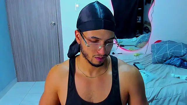 Kris Khalifa69 online show from December 19, 11:07 pm