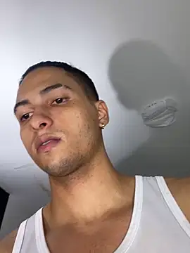 Kris Khalifa69 online show from January 4, 4:54 am