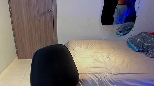 Kris Khalifa69 online show from December 2, 1:39 am