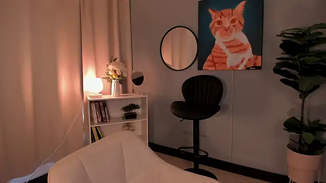 LiaPearce online show from October 21, 12:04 pm