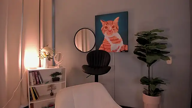 Snapshot of LiaPearce chatting on November 4, 12:31 pm LiaPearce online show from November 4, 12:31 pm