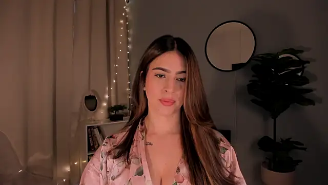 LiaPearce online show from September 30, 12:11 pm