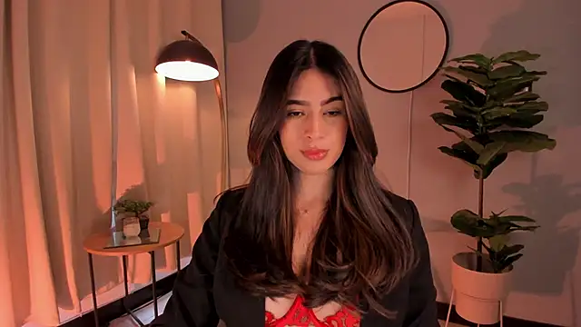 LiaPearce online show from March 9, 2:21 pm
