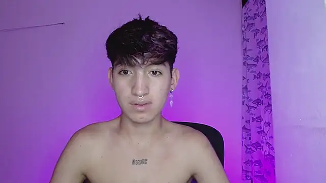 Snapshot of littlextreme chatting on February 27, 7:30 am littlextreme online show from February 27, 7:30 am