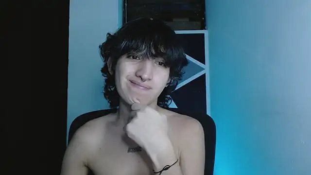 littlextreme online show from June 2, 12:54 am