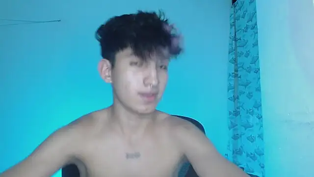 Snapshot of littlextreme chatting on February 25, 8:36 am littlextreme online show from February 25, 8:36 am