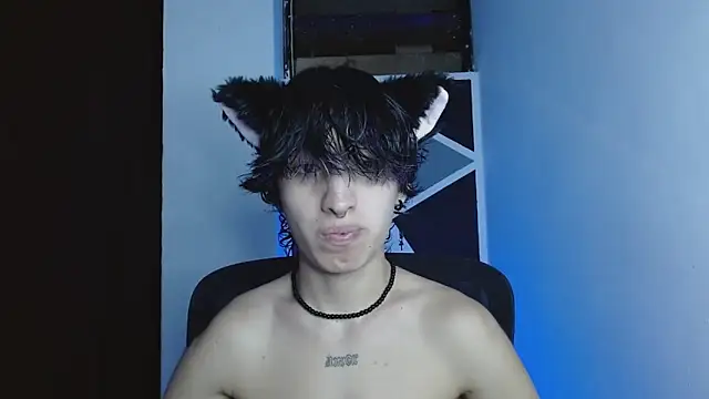 littlextreme online show from March 4, 4:42 am