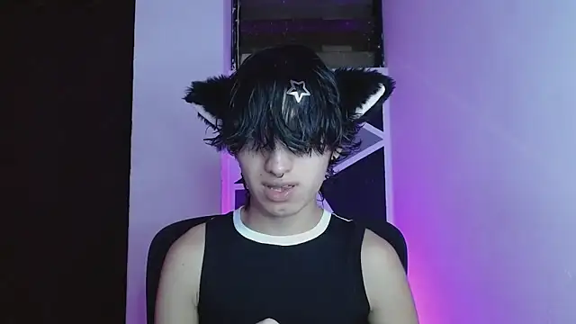 littlextreme online show from March 13, 3:33 am